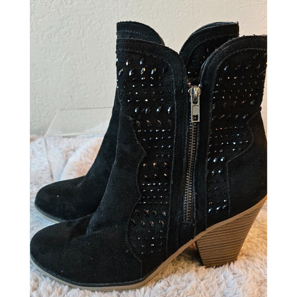 Dolce Mojo Moxy Boots Ankle Booties Black Velvet Studded Stack Heel Dual‎ Zip 9M - Picture 1 of 7